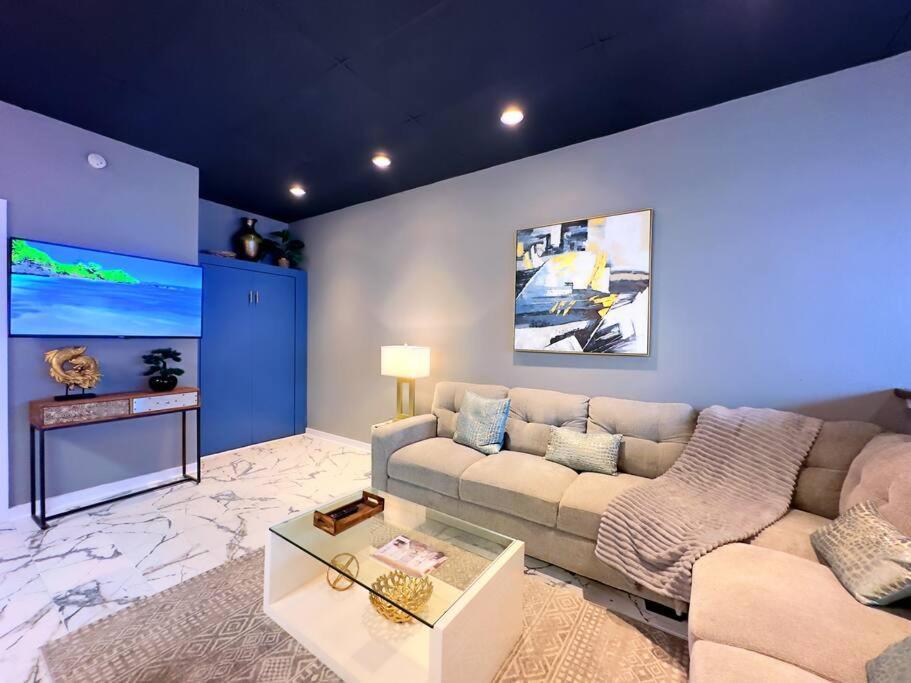 Вилла The Q Loft Галвестон Экстерьер фото