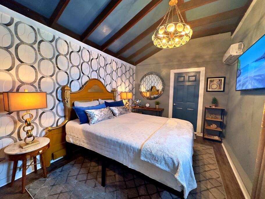 Вилла The Q Loft Галвестон Экстерьер фото